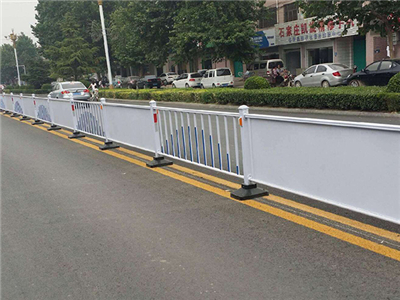 安徽省交通隔离护栏